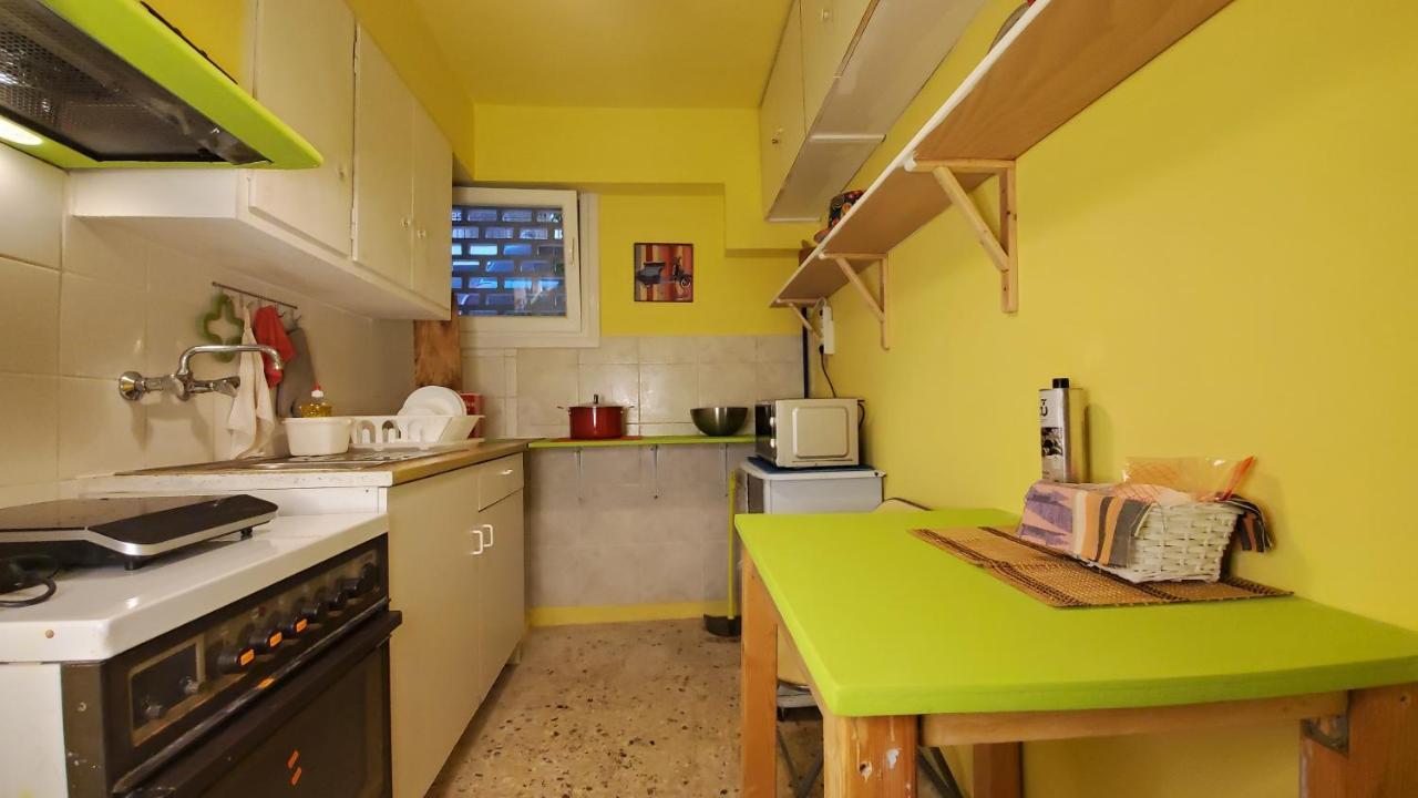 Sakura Hut Opposite The Panathenaic Stadium 外观 照片